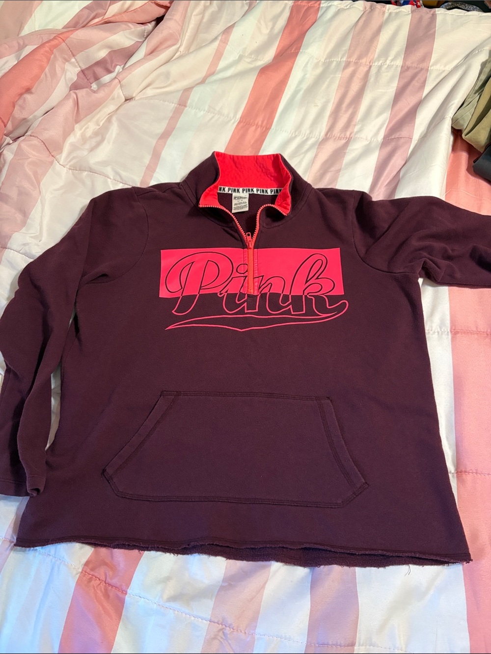 Pink  VS quarter zip